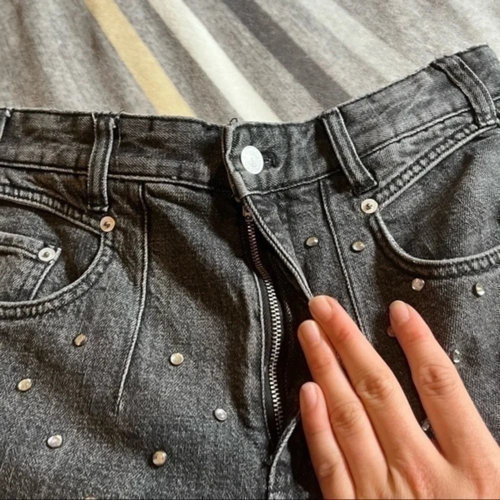 Anthropologie Pilcro and the Letterpress bedazzled high waisted skinny jeans
